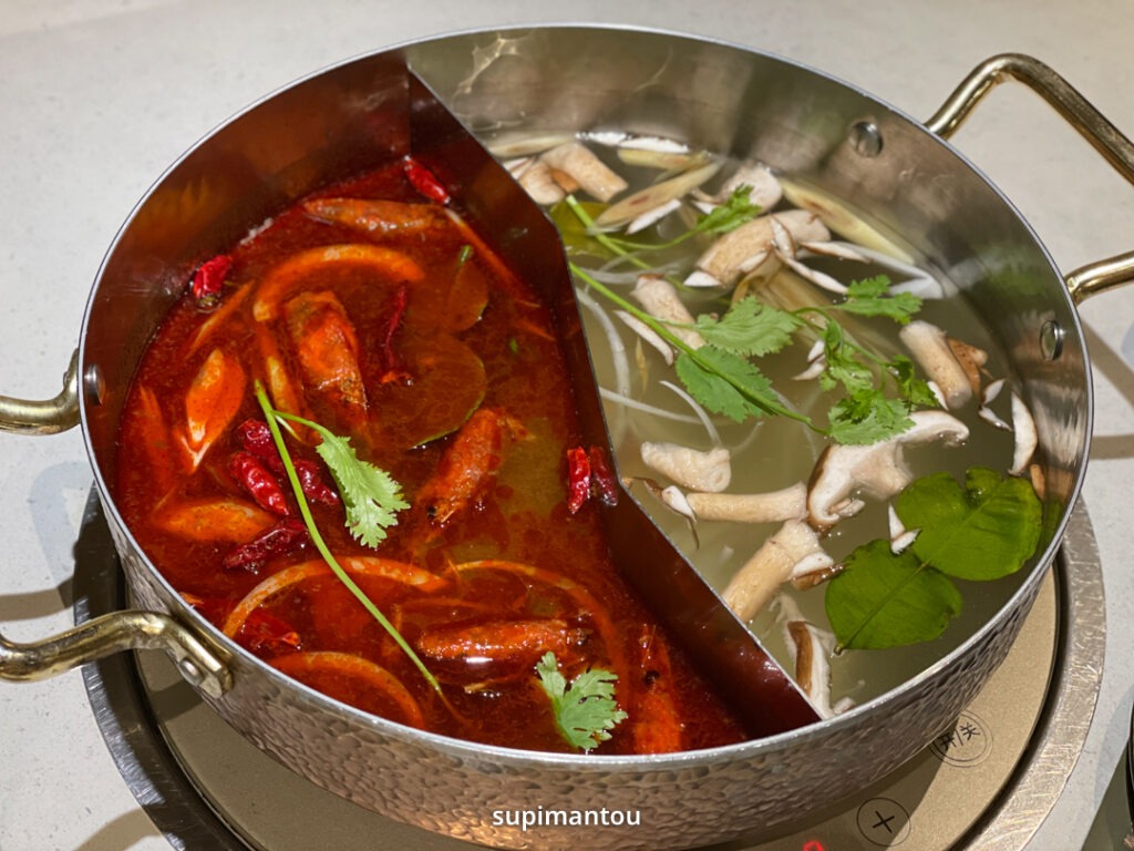 COCA泰式海鮮火鍋 鴛鴦鍋